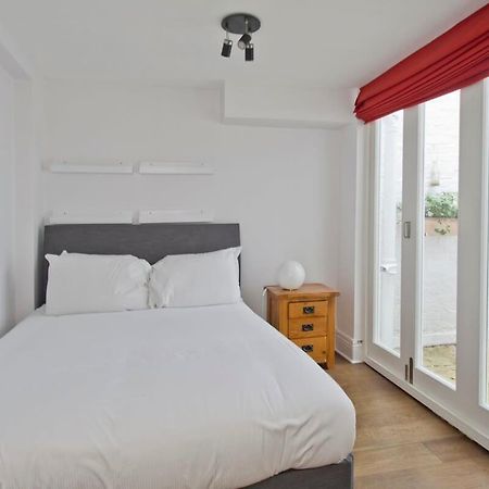 Charming 2-Bed Apt Near Buckingham Palace Londres Exterior foto