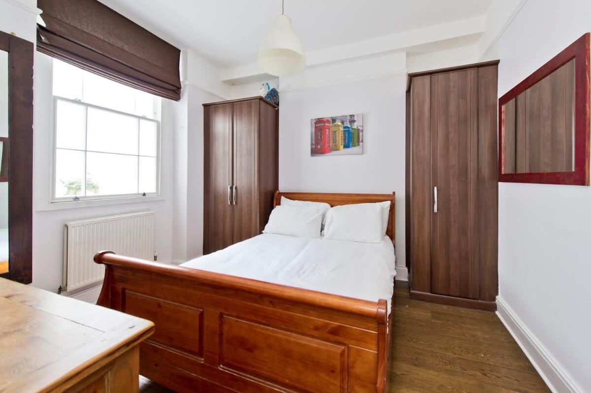 Charming 2-Bed Apt Near Buckingham Palace Londres Exterior foto